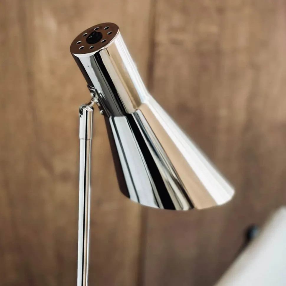 DL12 Gulvlampe