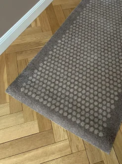 Dot Gulvtæppe