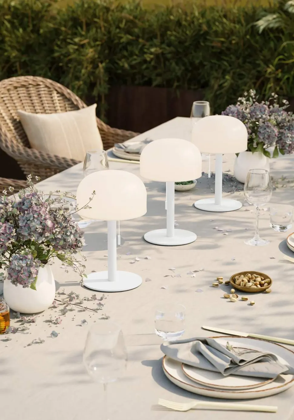 Ikon Smooth LED Bordlampe