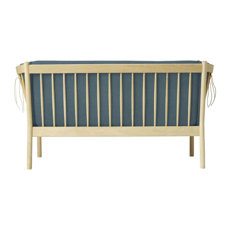 J148 Sofa