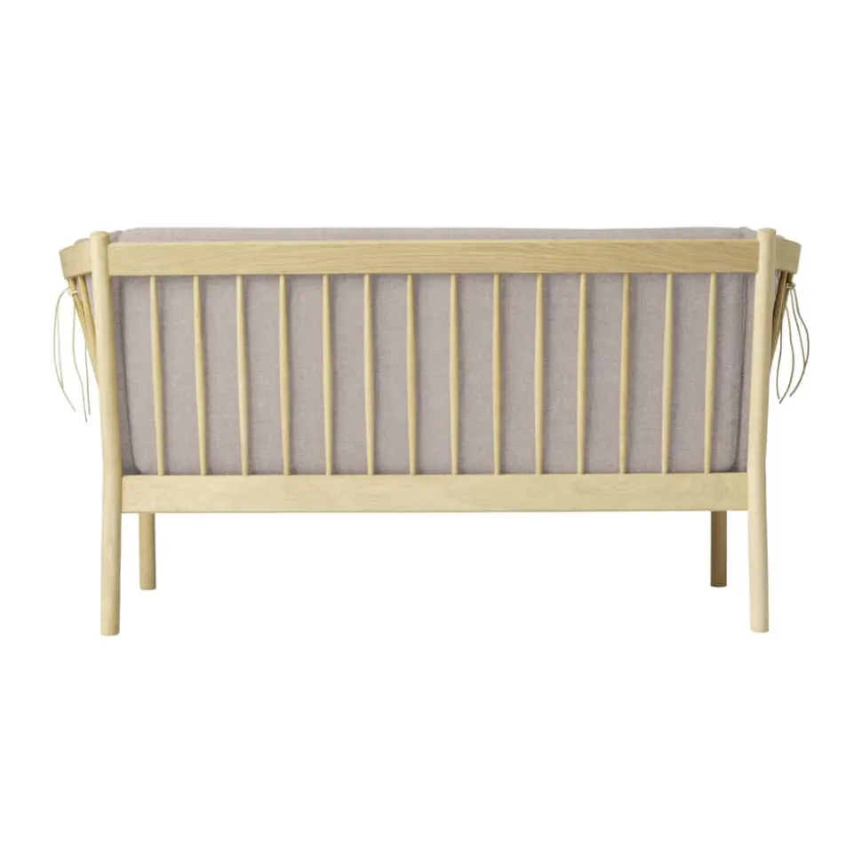 J148 Sofa