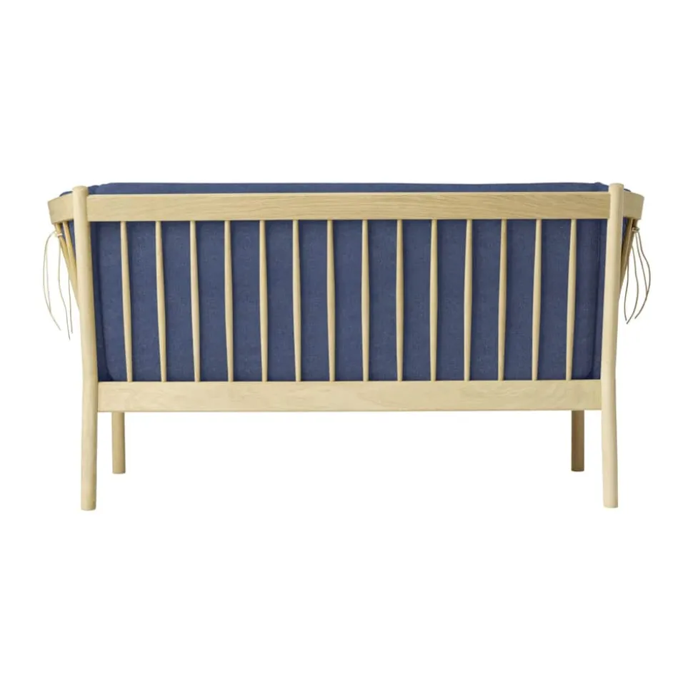 J148 Sofa