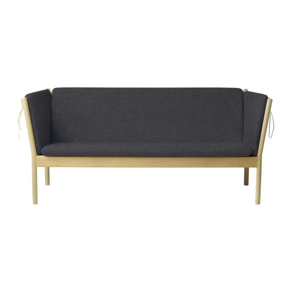 J149 Sofa