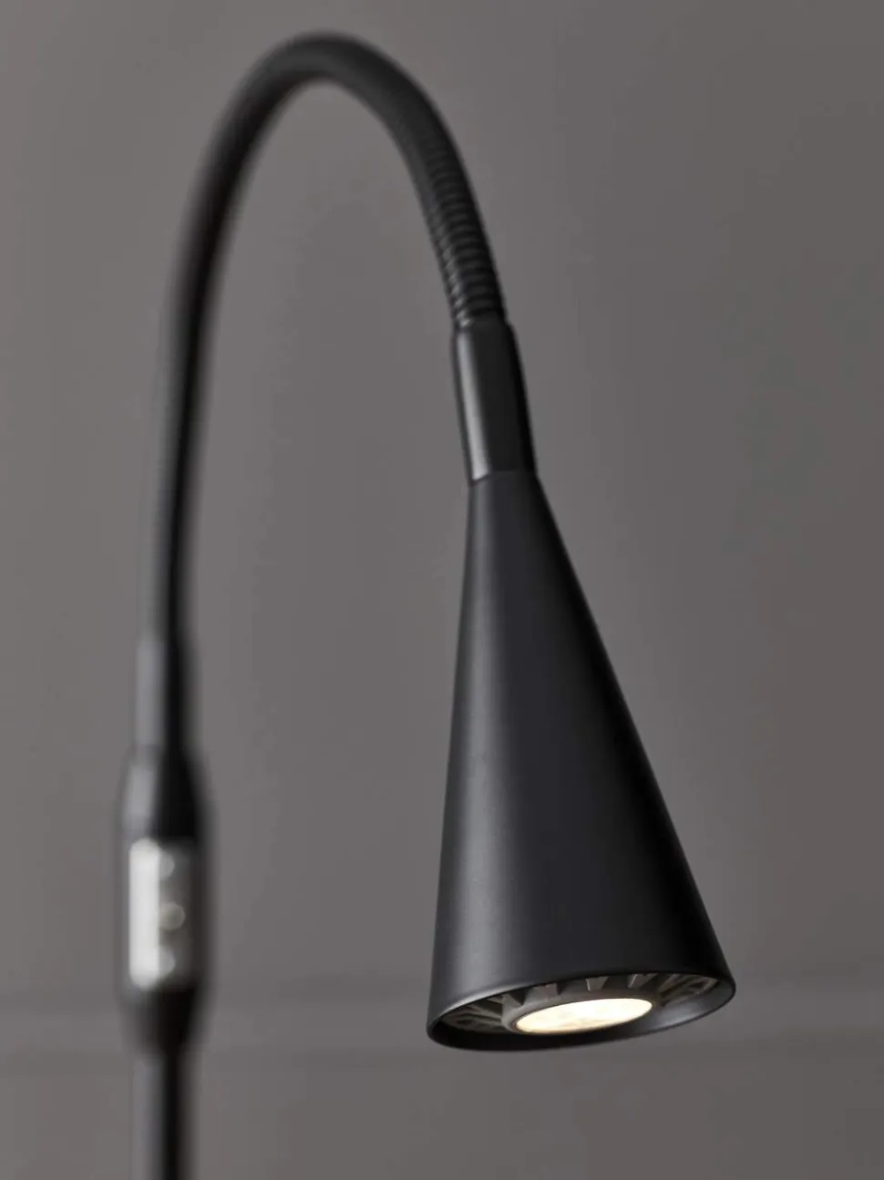 Ledro Gulvlampe