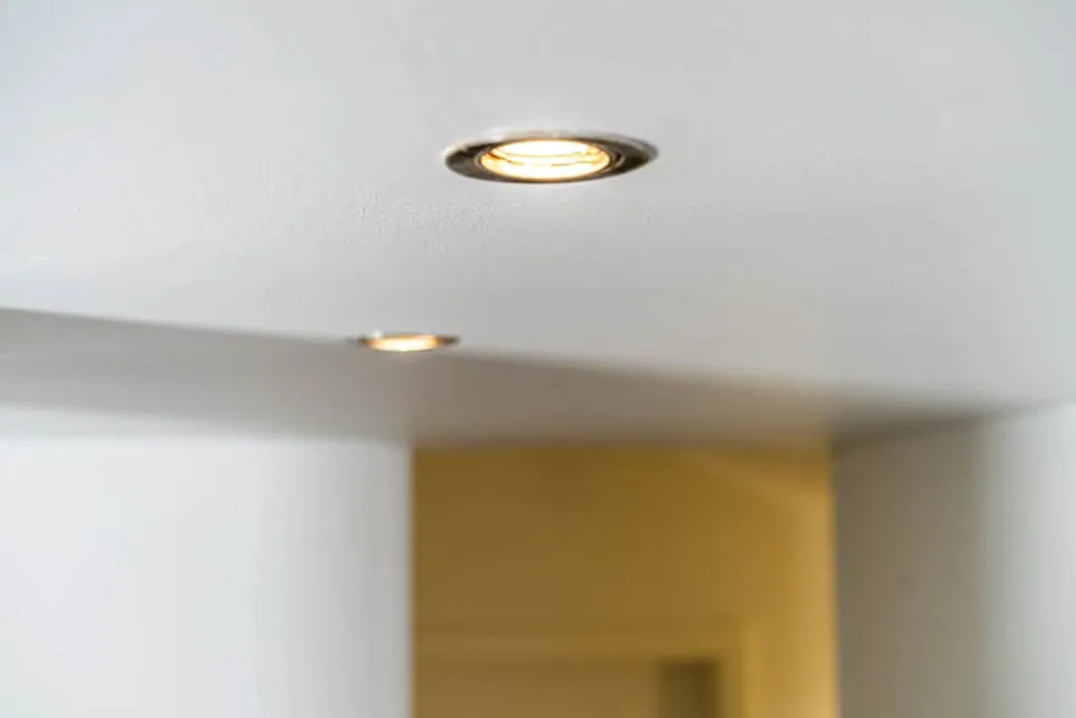 RGBW LED Lyspære